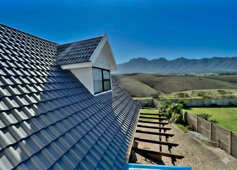  Bedroom Property for Sale in Hartenbos Heuwels Western Cape